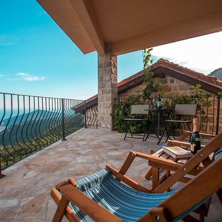 Villa Ladera Lapcici บุดวา ภายนอก รูปภาพ