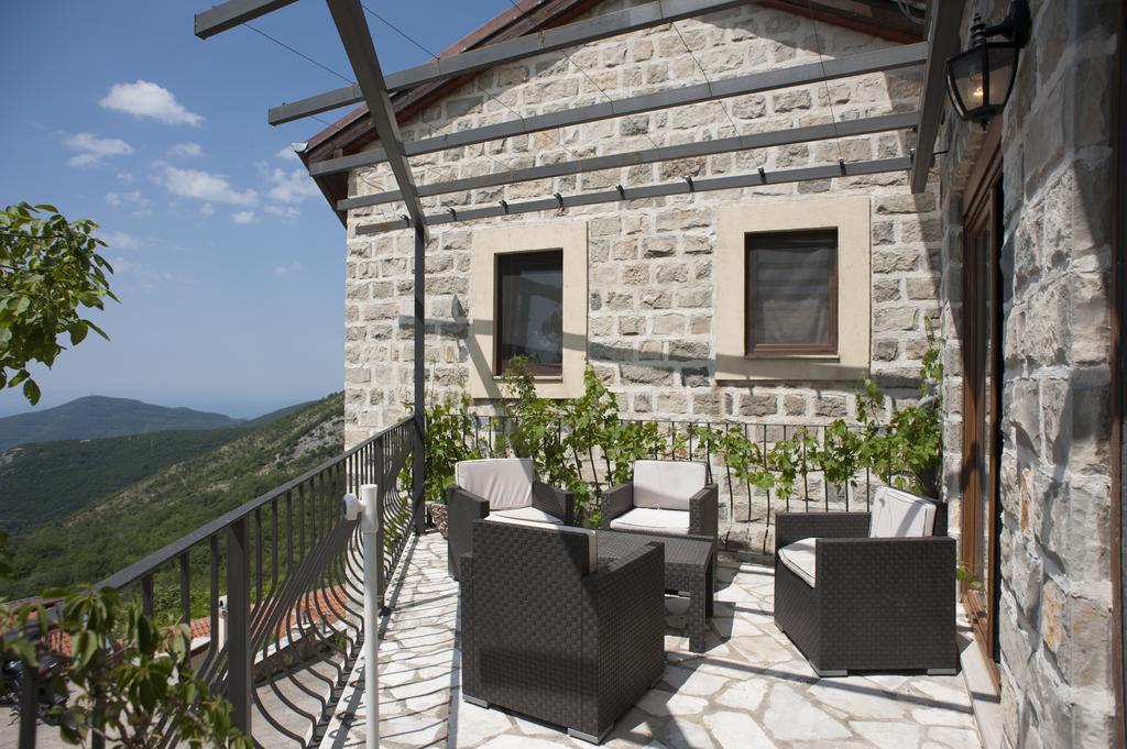 Villa Ladera Lapcici บุดวา ภายนอก รูปภาพ